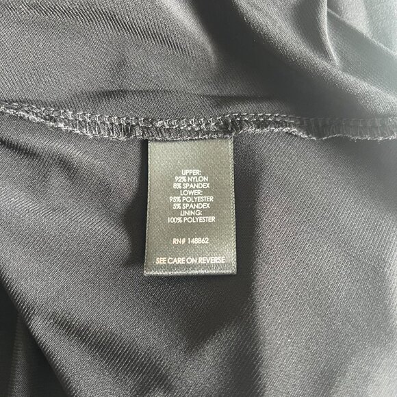 TORRID Black Lace V Neck Swing Top with 3/4  Sleeve Size 2 - Picture 7 of 8